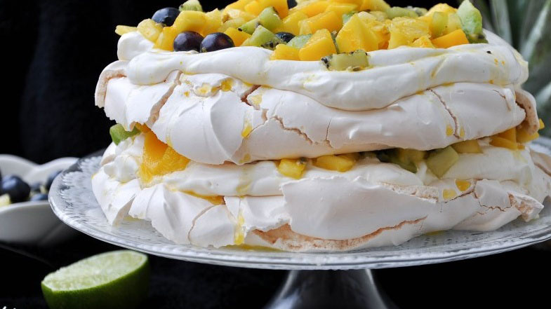 https://www.smokingchimney.com/recipe-pages/images/16x9/australian-pavlova.jpg